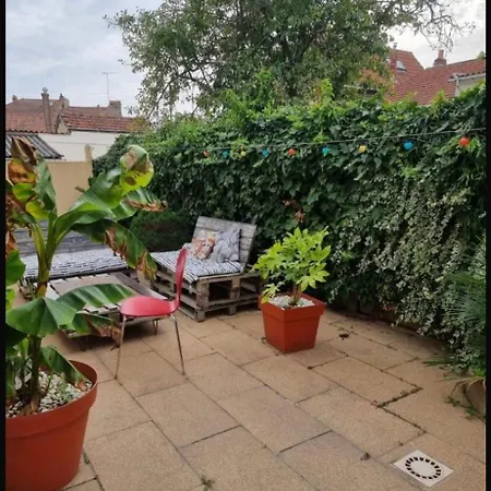 Chez Nat Et Gege Holiday home Cholet